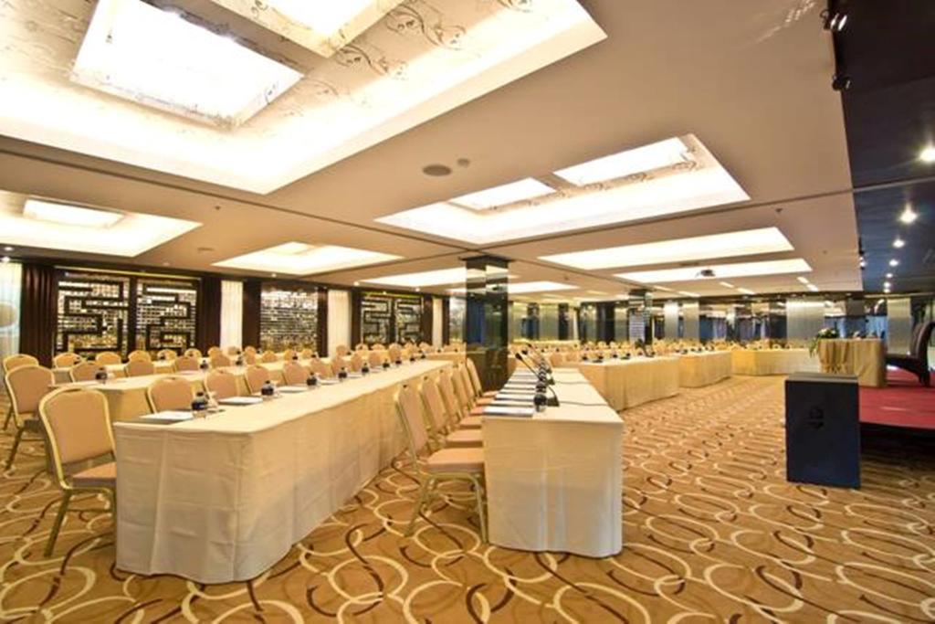 Rashmi'S Plaza Hotel Vientiane Exterior photo