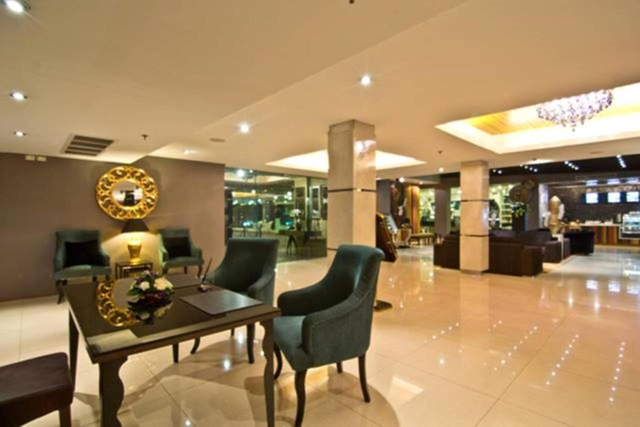 Rashmi'S Plaza Hotel Vientiane Exterior photo